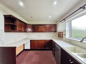 Photo 16- click for photo gallery